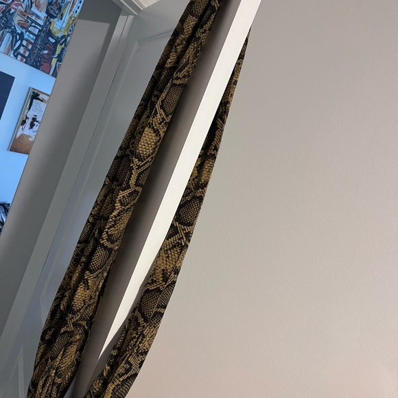 Python Print Scarf - Picture 2 of 2